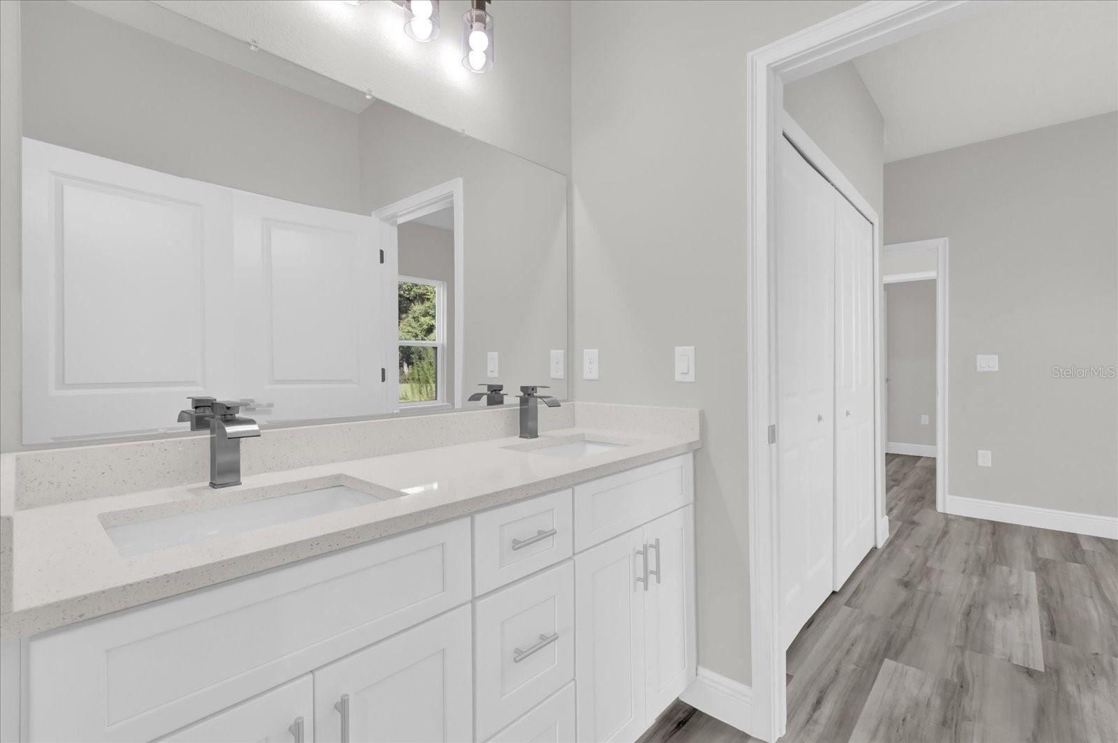 15684 SW 37TH CIRCLE, Ocala, FL 34473