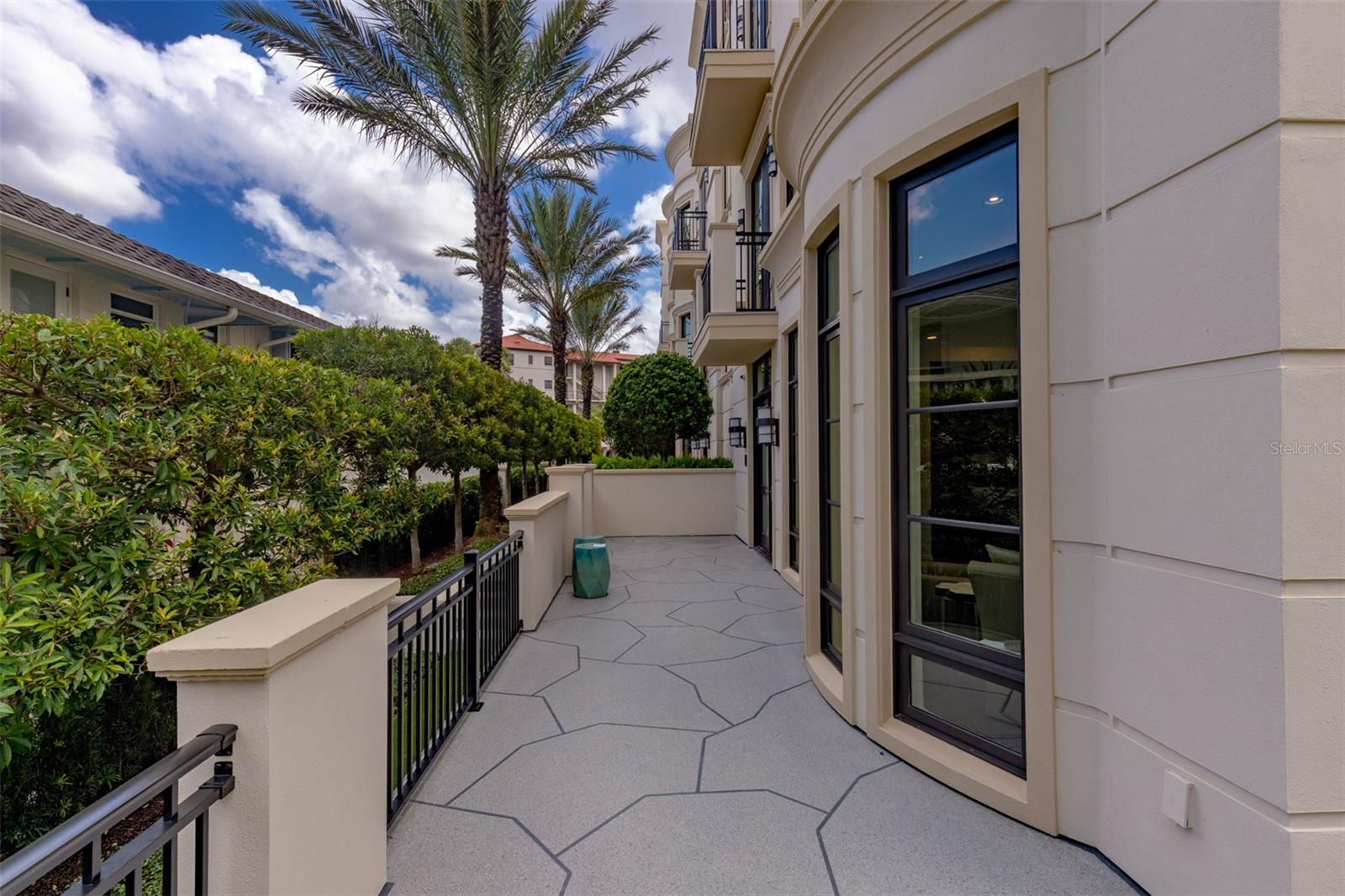 125 S INTERLACHEN AVENUE, #4, Winter Park, FL 32789
