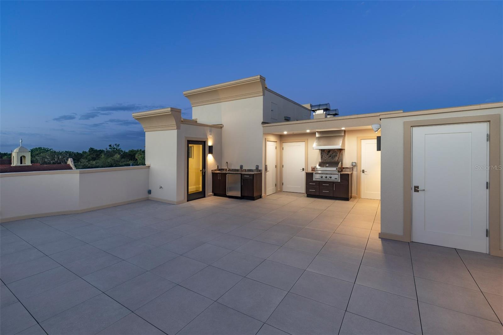 125 S INTERLACHEN AVENUE, #4, Winter Park, FL 32789