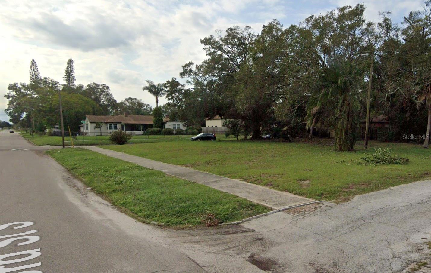 4301 3RD AVENUE S, St Petersburg, FL 33711 4301 3RD AVENUE S, St Petersburg, FL 33711