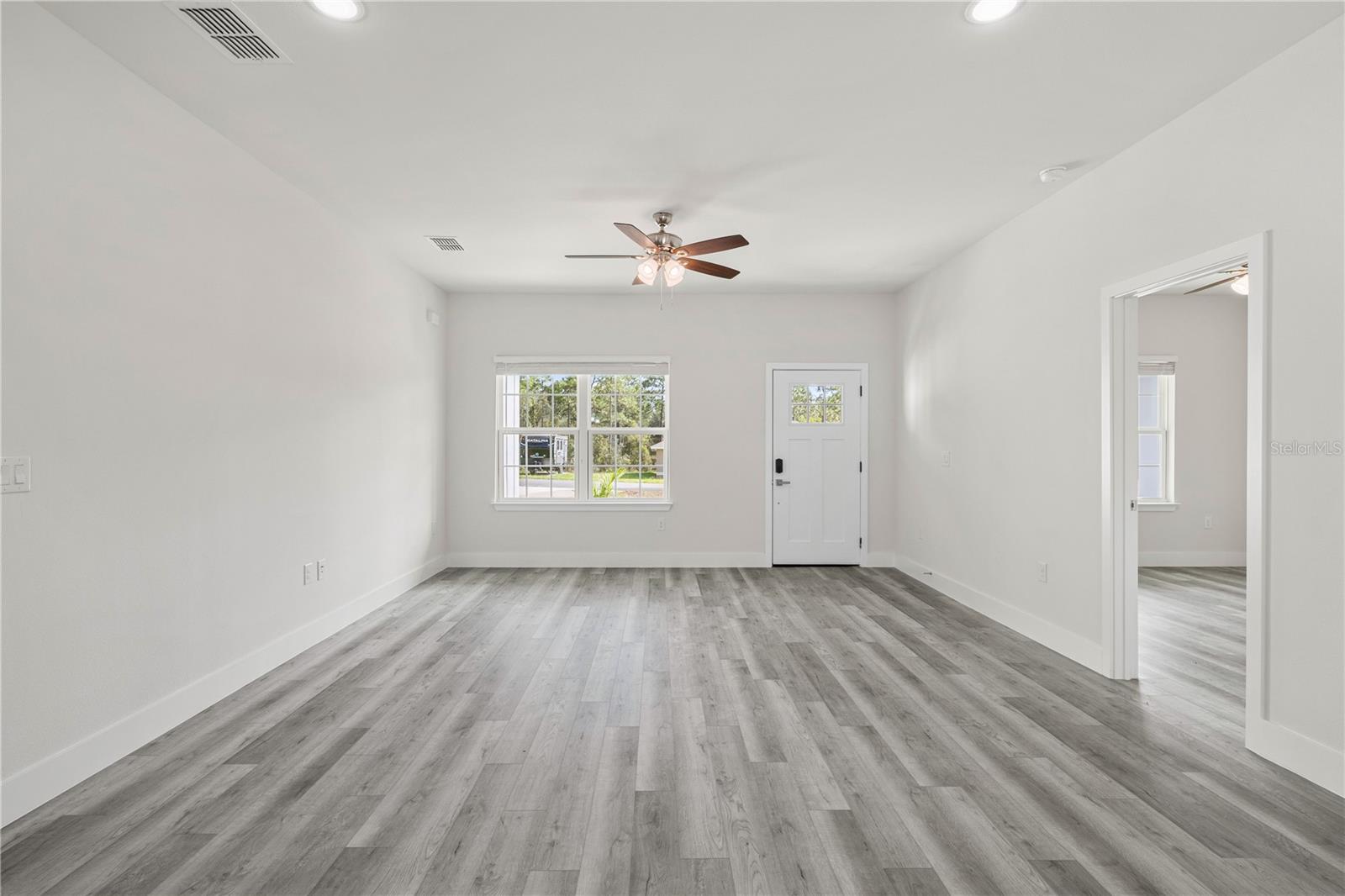 1601 W COUNTRY CLUB BOULEVARD, Citrus Springs, FL 34434