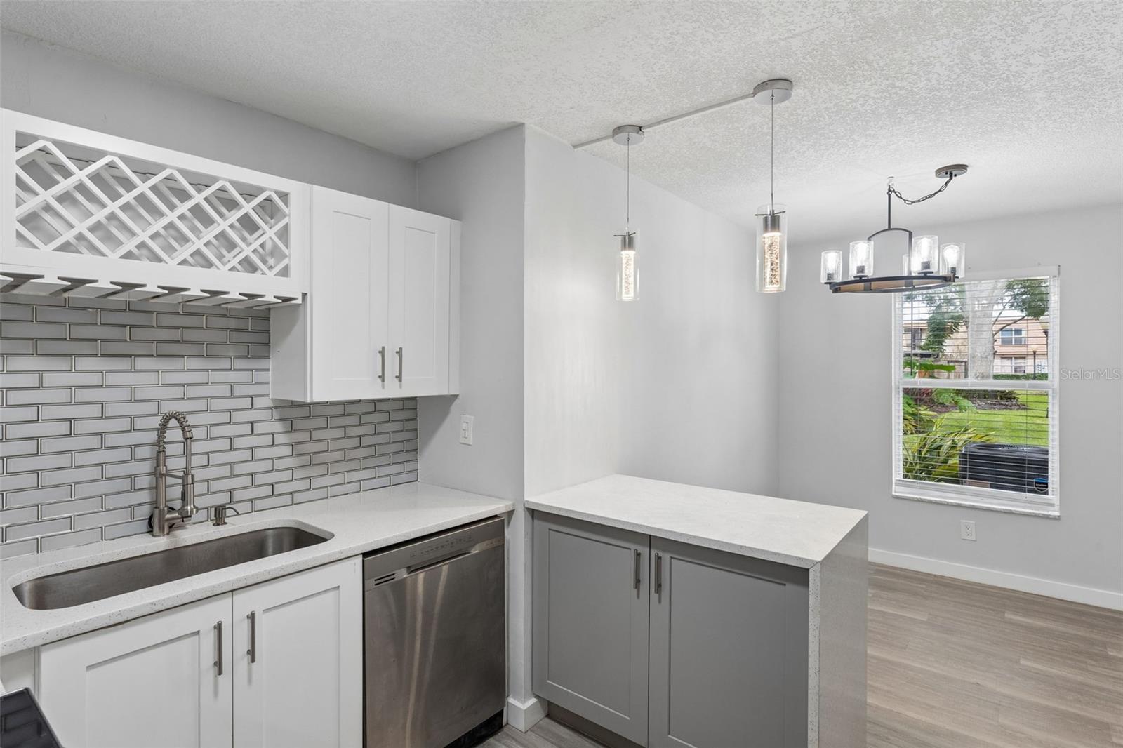 Kitchen and Dinette