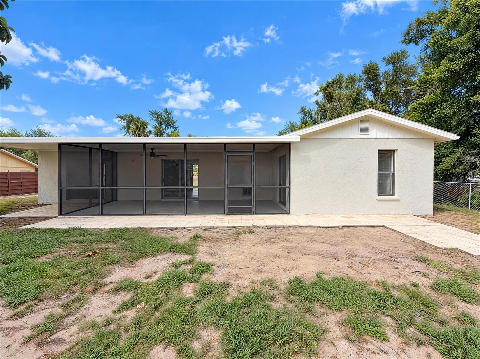 4010 75TH TERRACE E, Sarasota, FL 34243