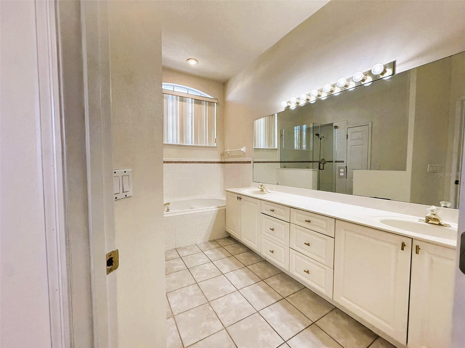 14342 TAMBOURINE DRIVE, Orlando, FL 32837