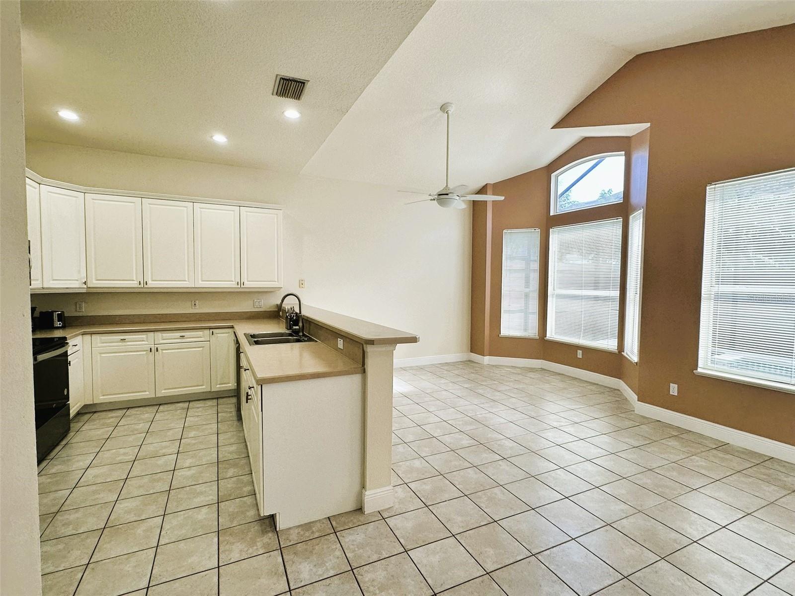 14342 TAMBOURINE DRIVE, Orlando, FL 32837