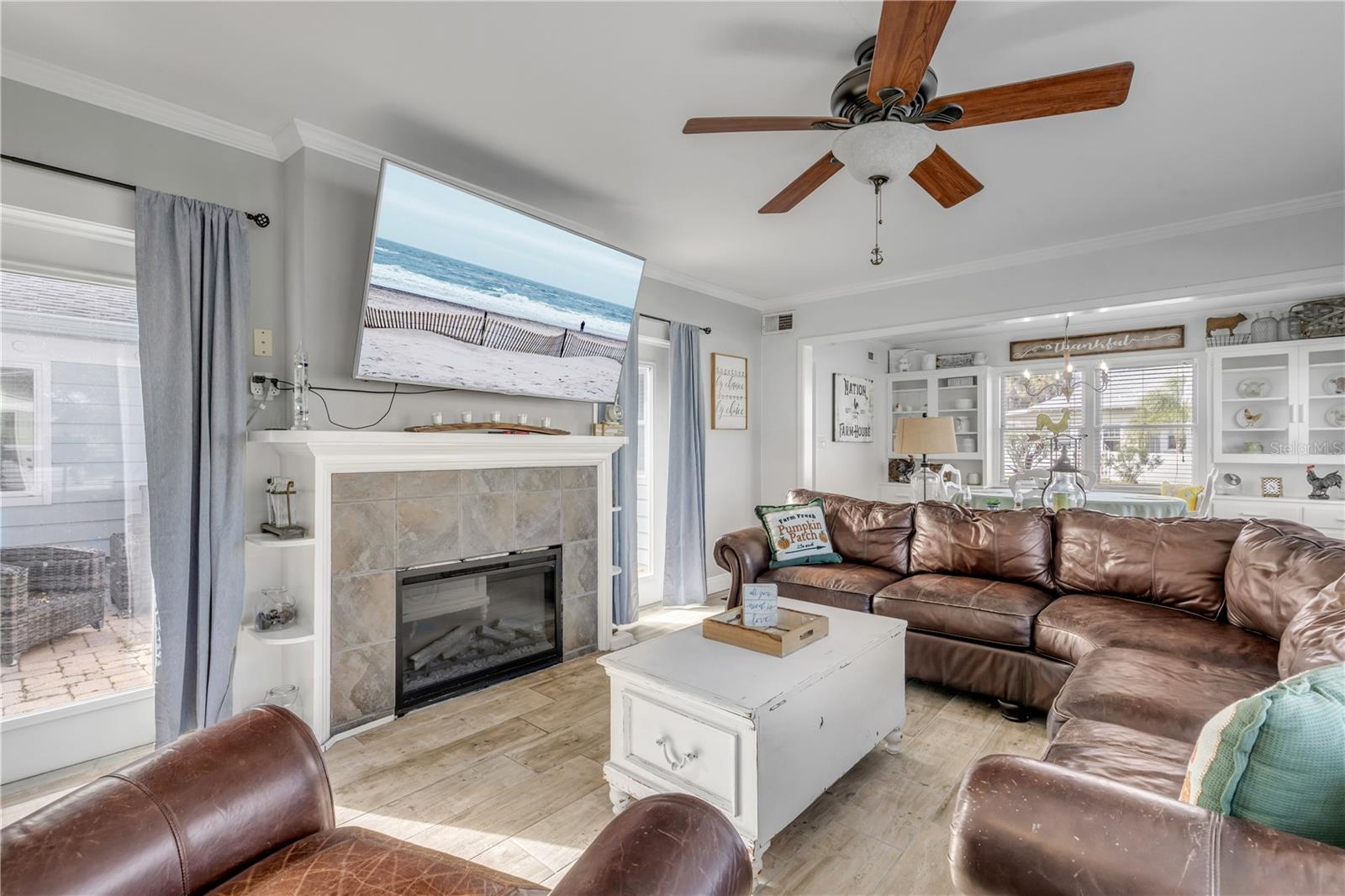 731 N OLEANDER AVENUE, Daytona Beach, FL 32118 731 N OLEANDER AVENUE, Daytona Beach, FL 32118