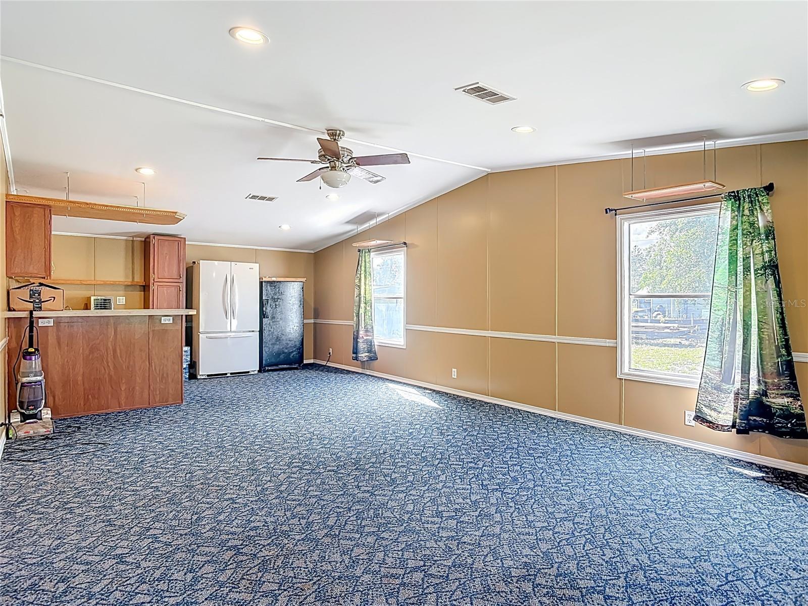 45750 PINE STREET, Paisley, FL 32767