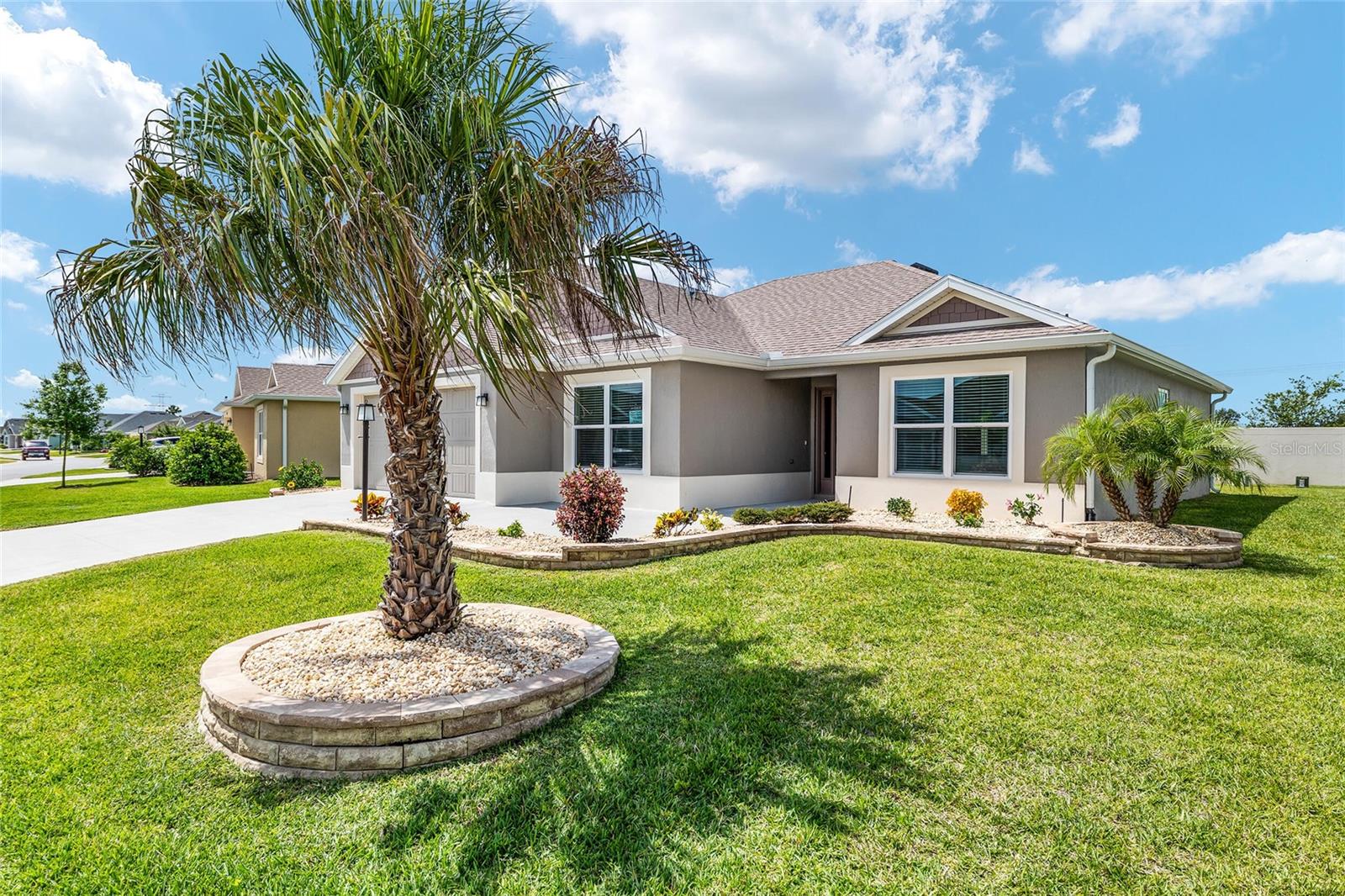 1636 MCLUCAS LANE, The Villages, FL 34762 1636 MCLUCAS LANE, The Villages, FL 34762