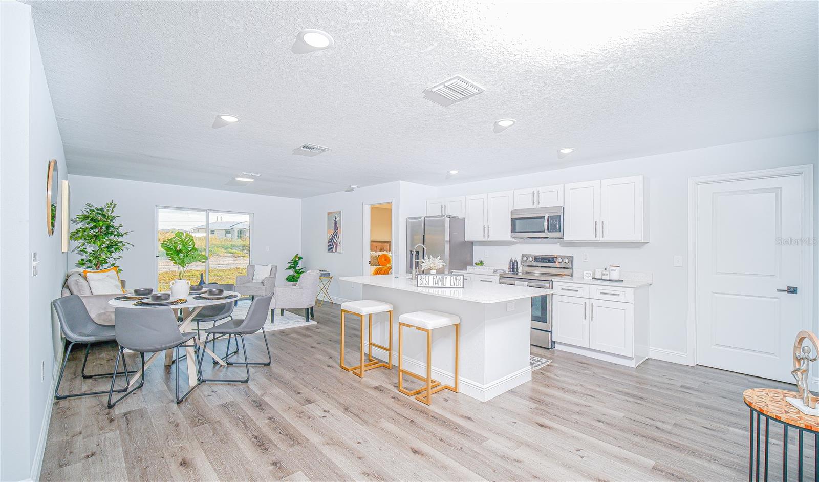84 WALNUT DRIVE, Ocala, FL 34480 84 WALNUT DRIVE, Ocala, FL 34480