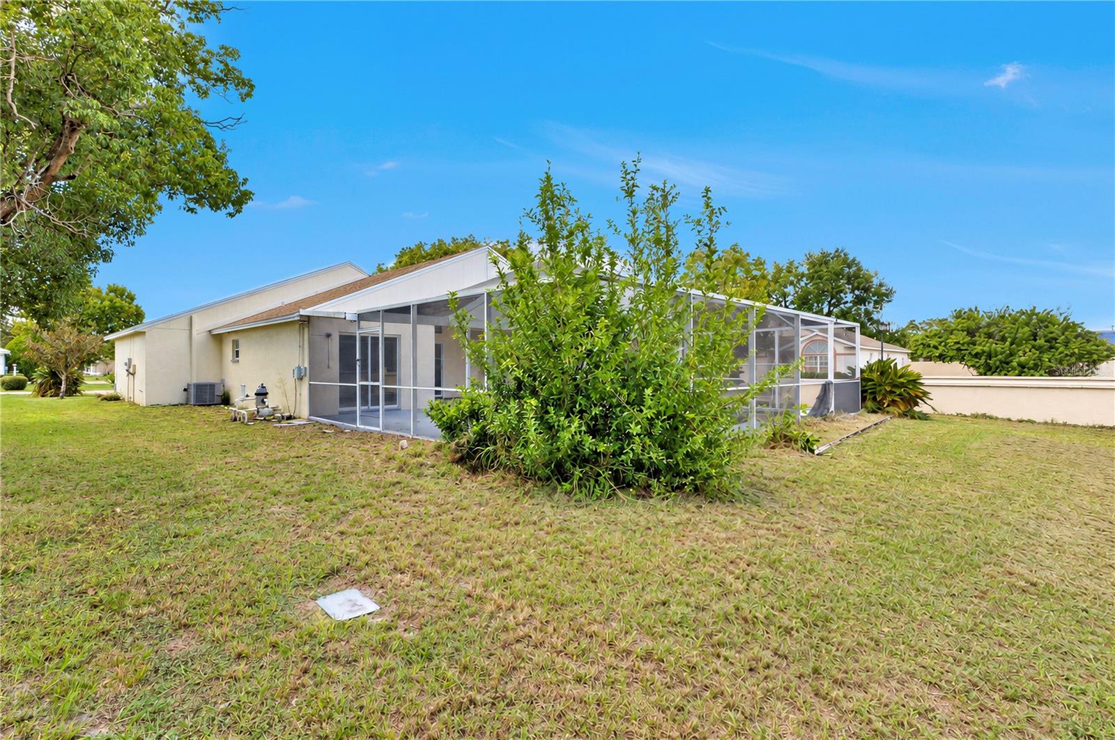 138 SAINT KITTS CIRCLE, Winter Haven, FL 33884