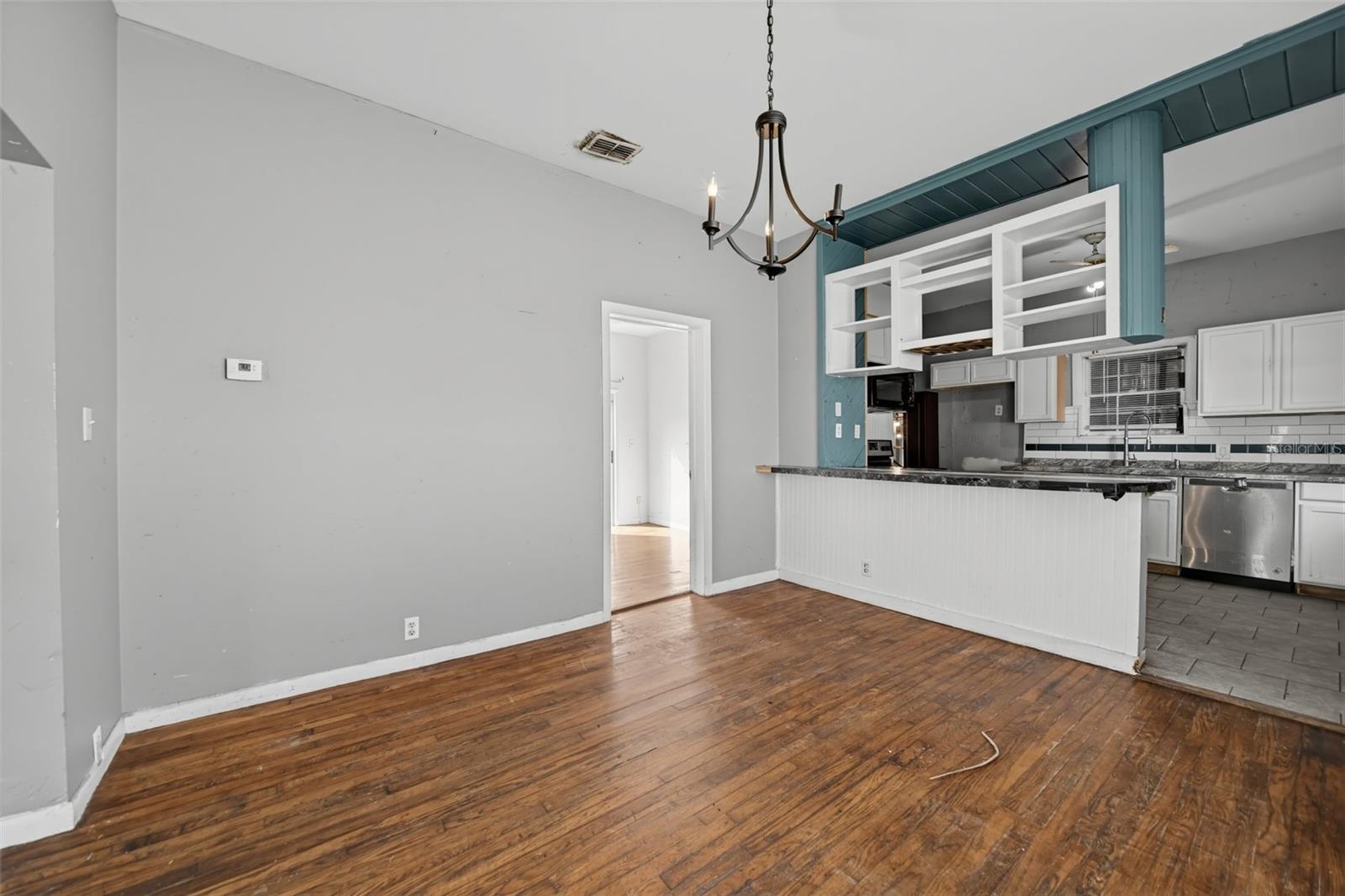 314 S HOLLY AVENUE, Sanford, FL 32771 314 S HOLLY AVENUE, Sanford, FL 32771