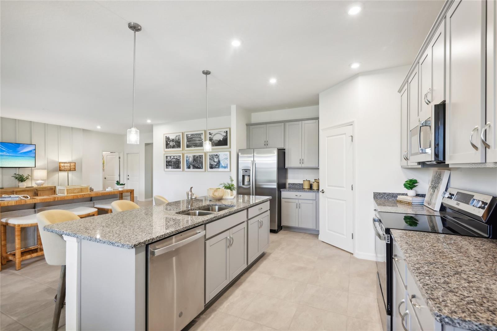 12924 CARA COURT, Grand Island, FL 32735
