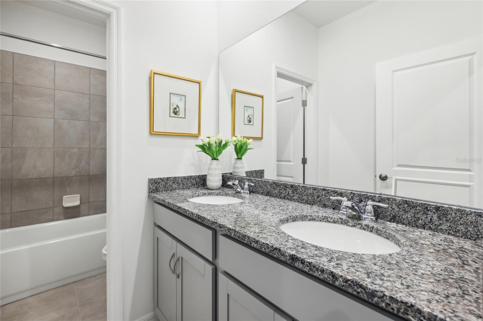 12994 TROVITA DRIVE, Grand Island, FL 32735 12994 TROVITA DRIVE, Grand Island, FL 32735