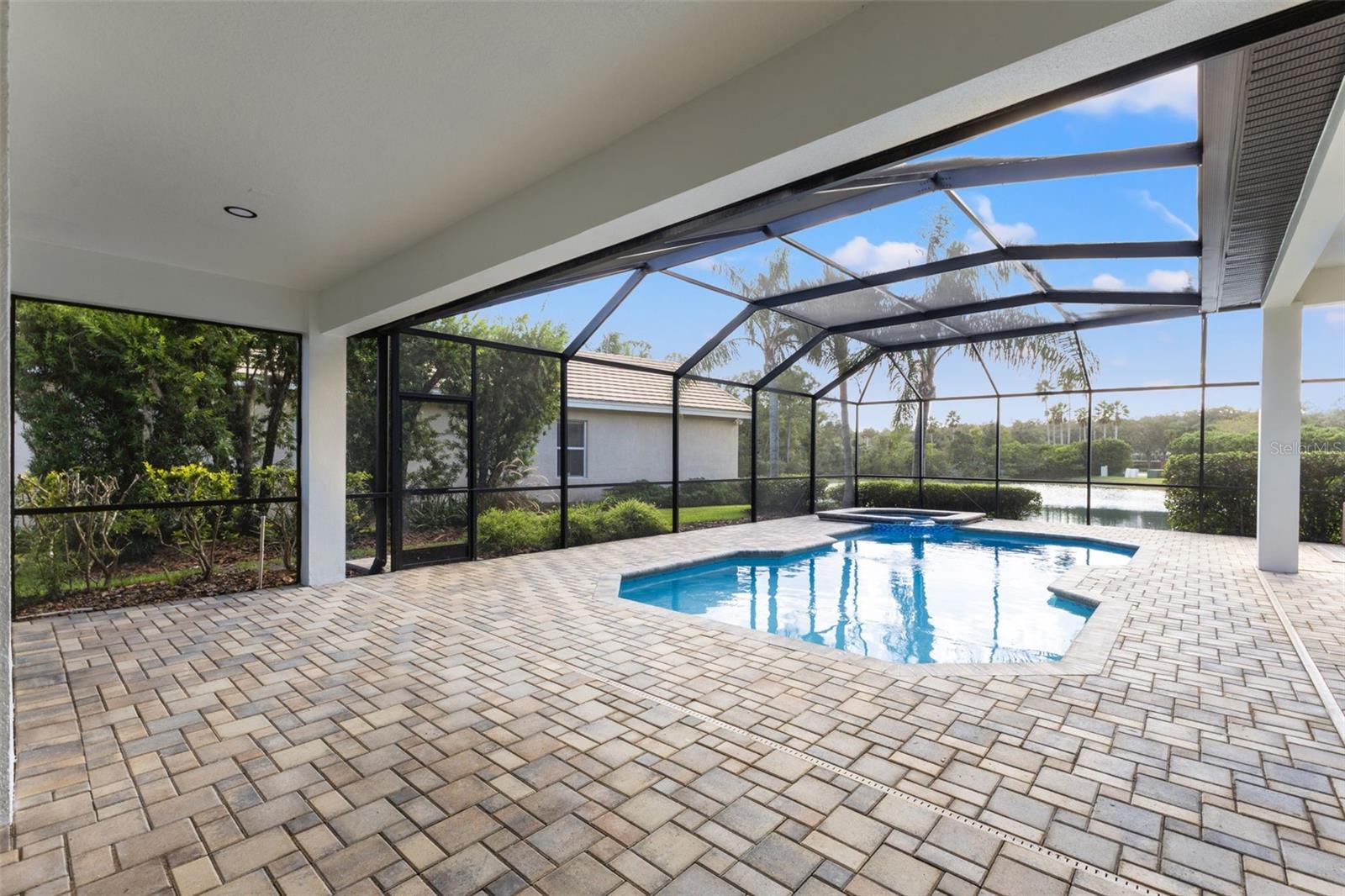 Screened pool