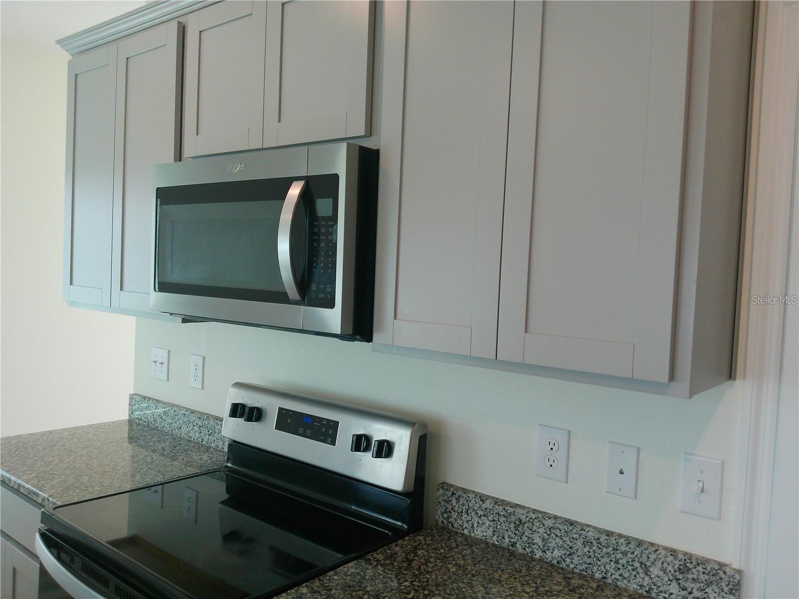 1320 MIRABELLA CIRCLE, Davenport, FL 33897