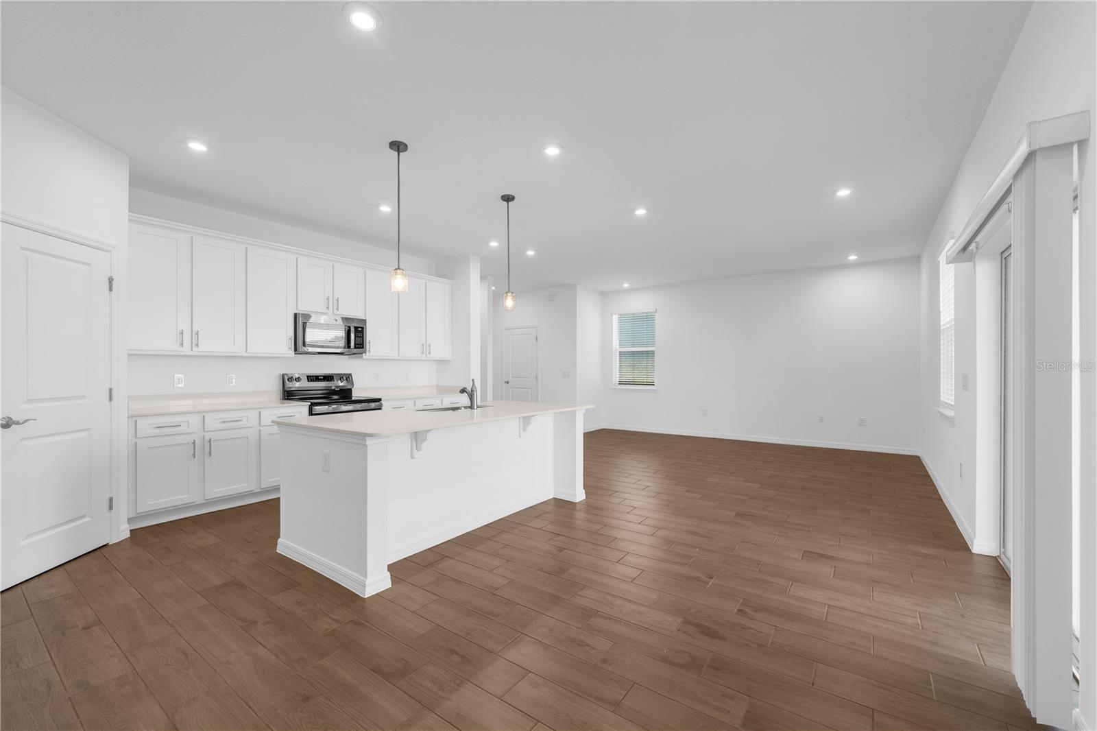 3945 PENTAS ROAD, Tavares, FL 32778
