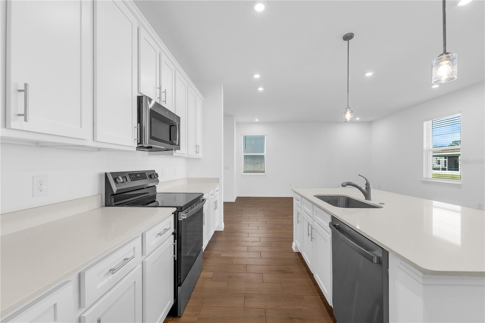 3945 PENTAS ROAD, Tavares, FL 32778