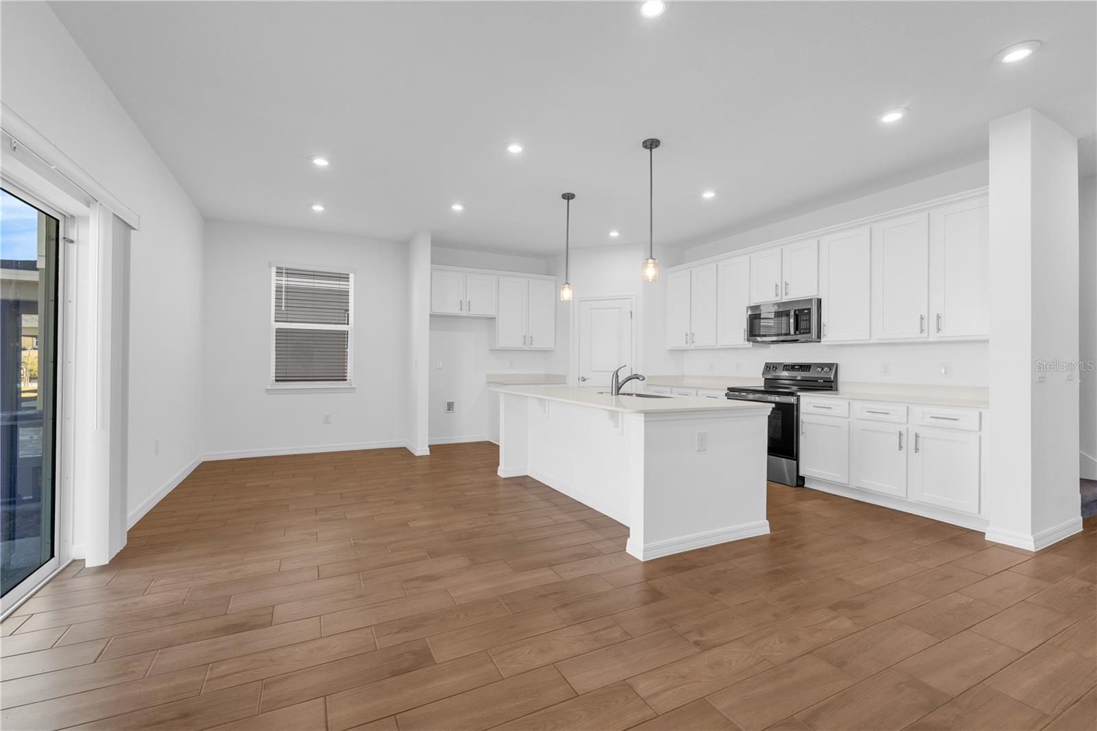 3945 PENTAS ROAD, Tavares, FL 32778