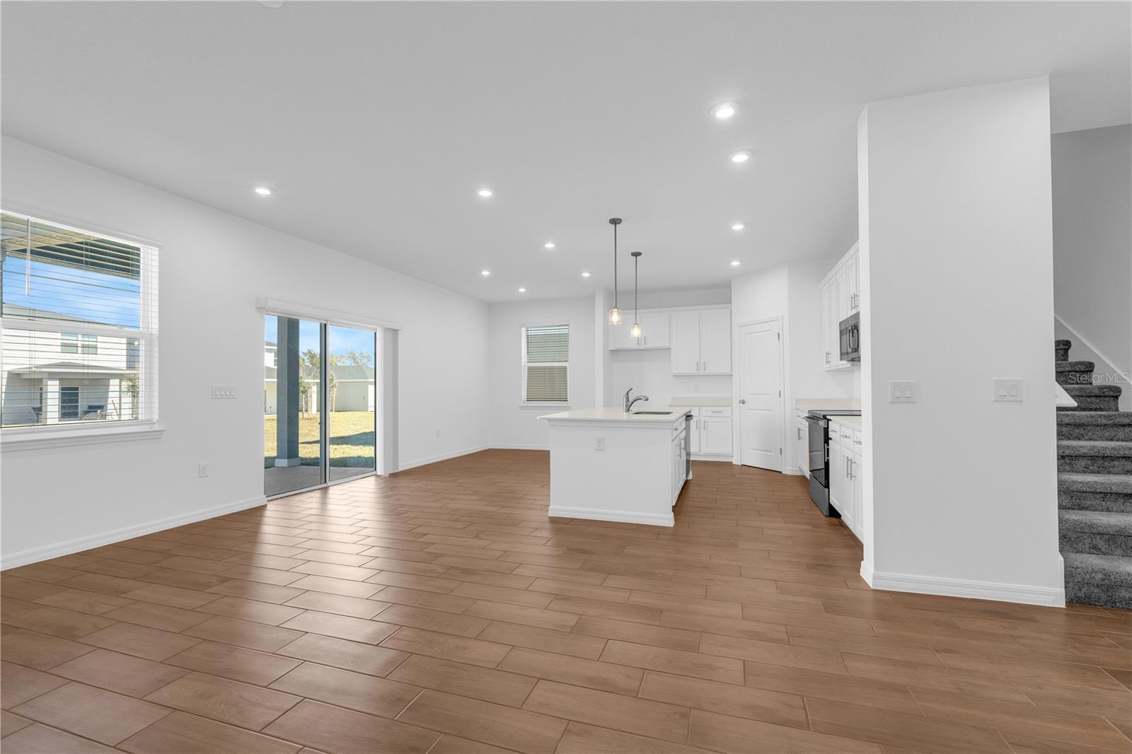 3945 PENTAS ROAD, Tavares, FL 32778