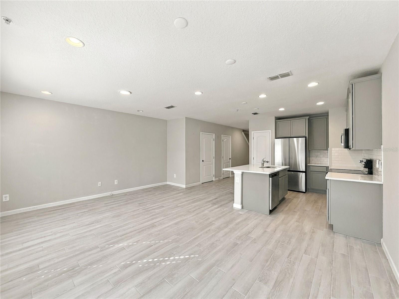 379 CAPE HONEYSUCKLE PLACE, Sanford, FL 32771