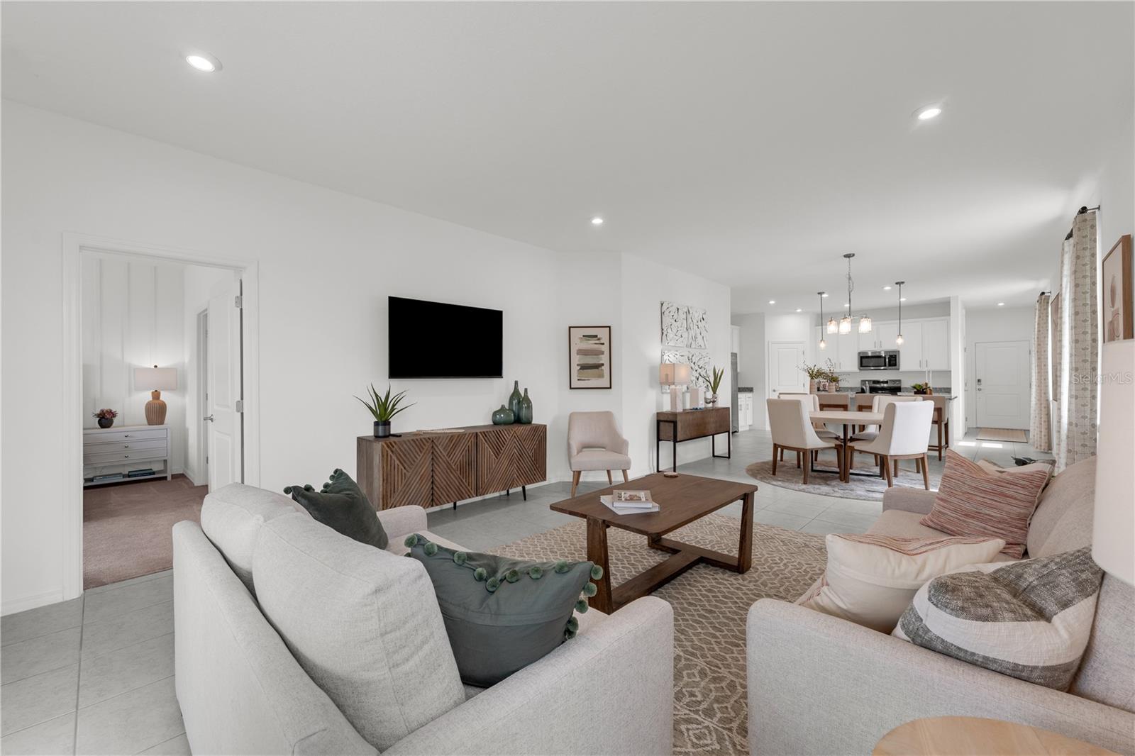 3936 PENTAS WAY, Tavares, FL 32778