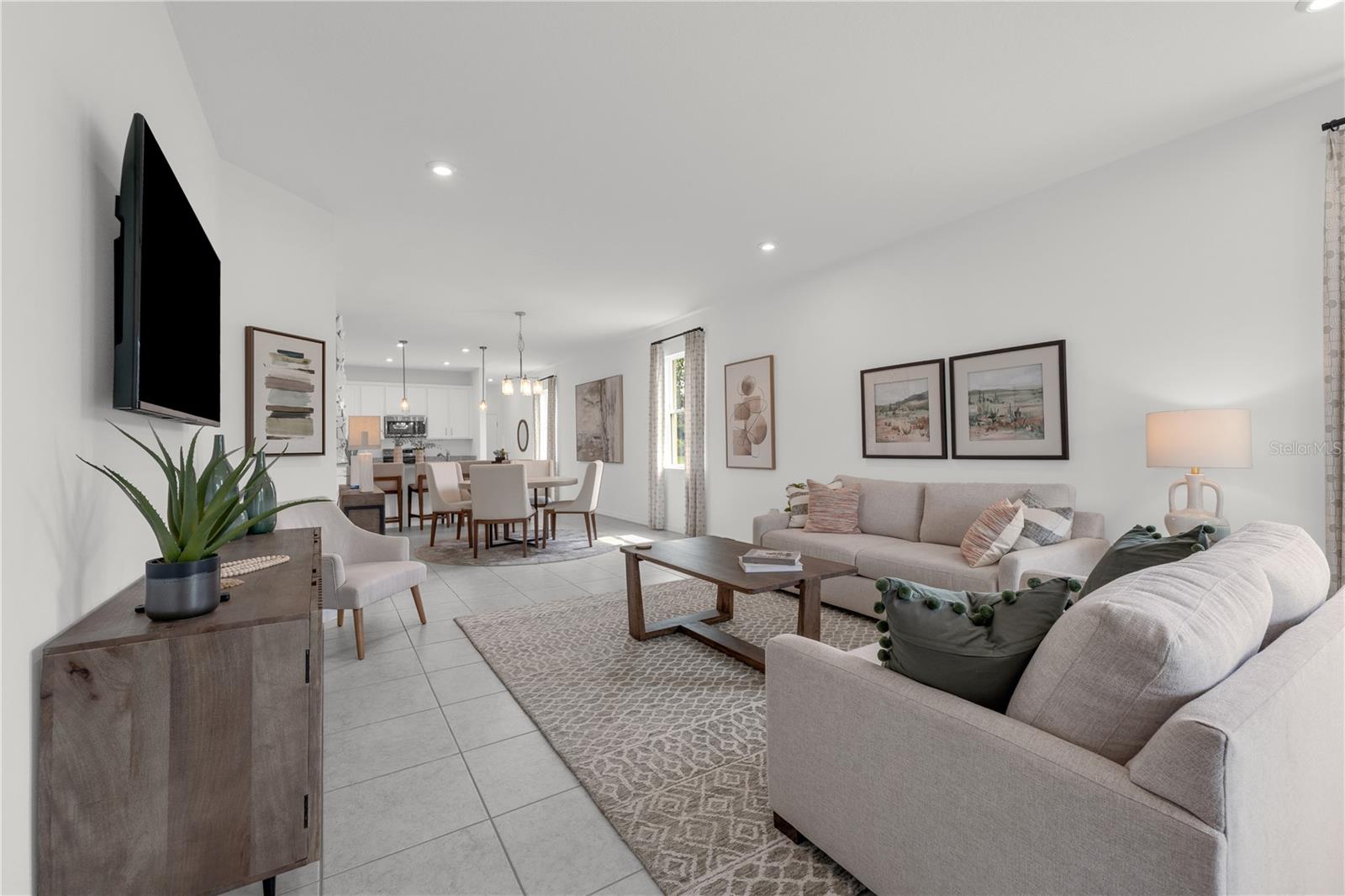3936 PENTAS WAY, Tavares, FL 32778