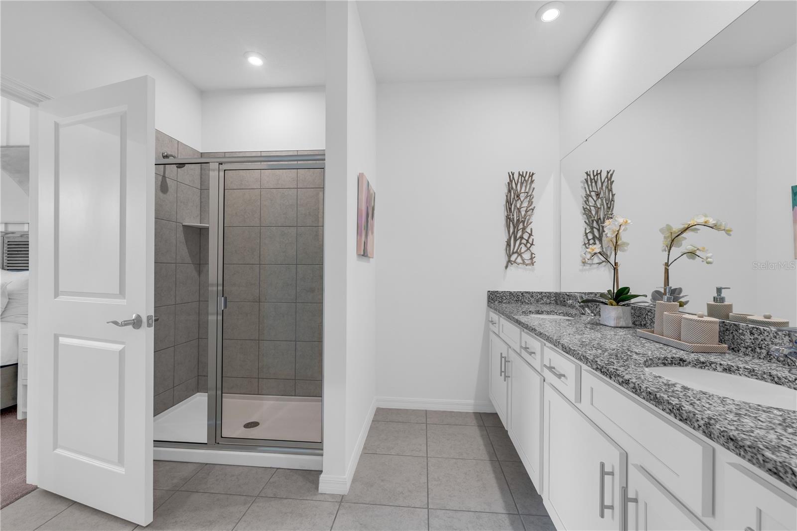 3936 PENTAS WAY, Tavares, FL 32778