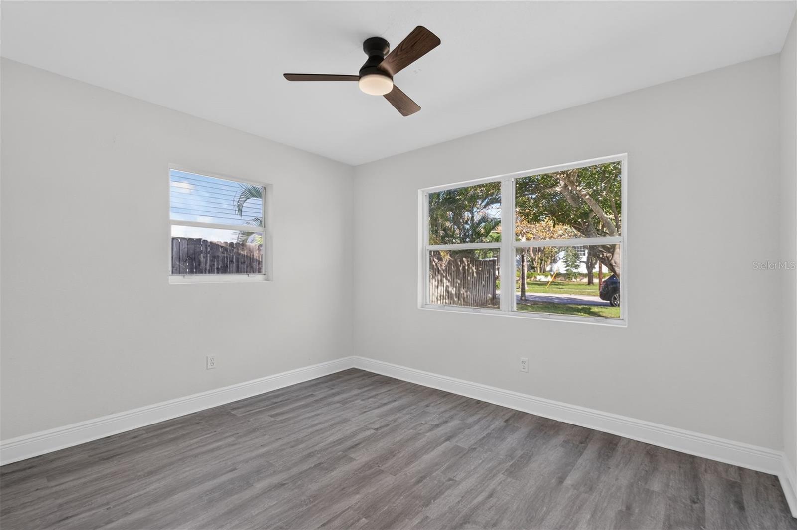 835 POINSETTIA AVENUE, Tarpon Springs, FL 34689