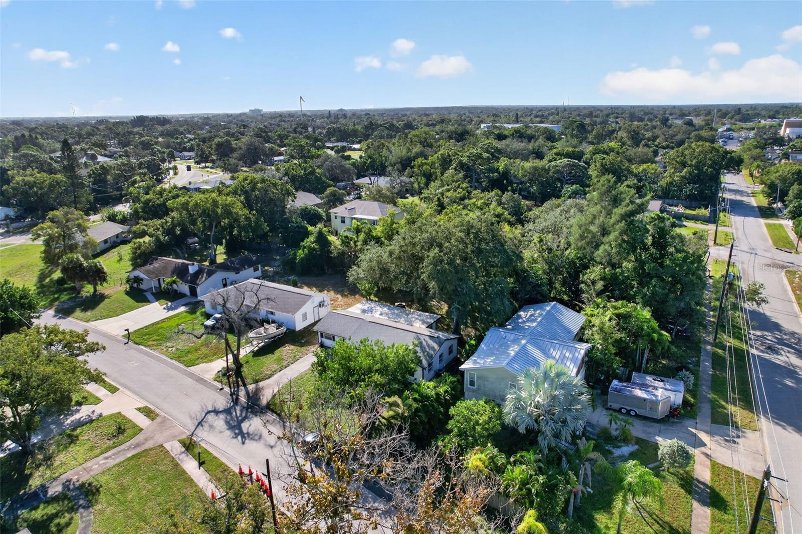835 POINSETTIA AVENUE, Tarpon Springs, FL 34689