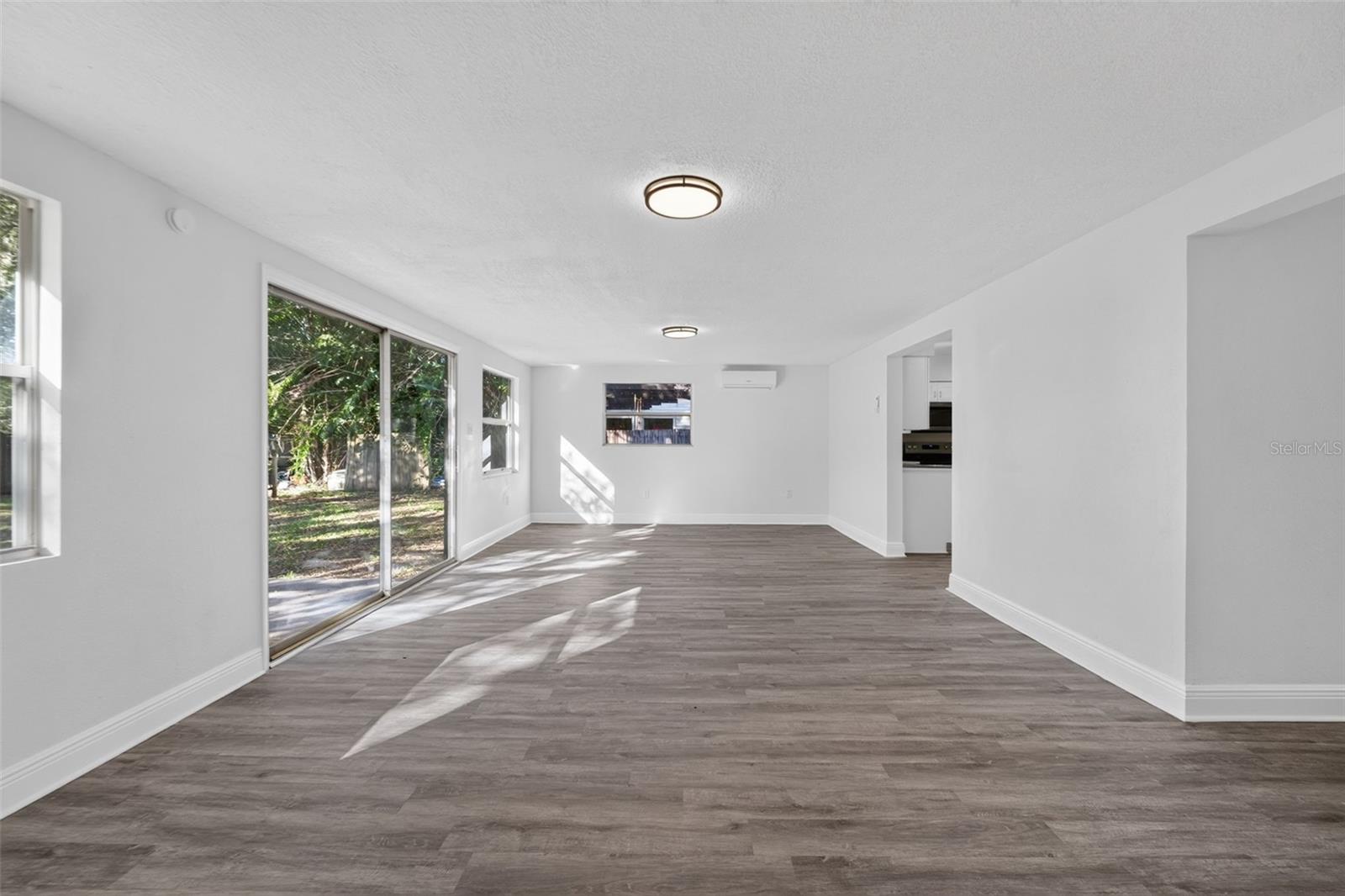 835 POINSETTIA AVENUE, Tarpon Springs, FL 34689