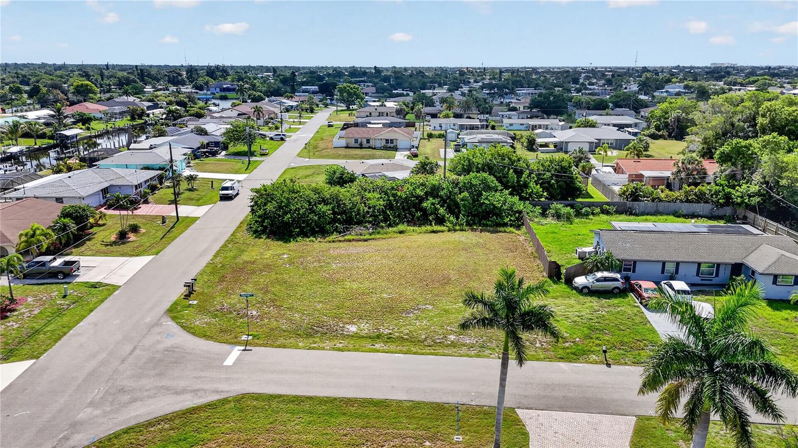 153 SHERMAN AVENUE NE, Port Charlotte, FL 33952