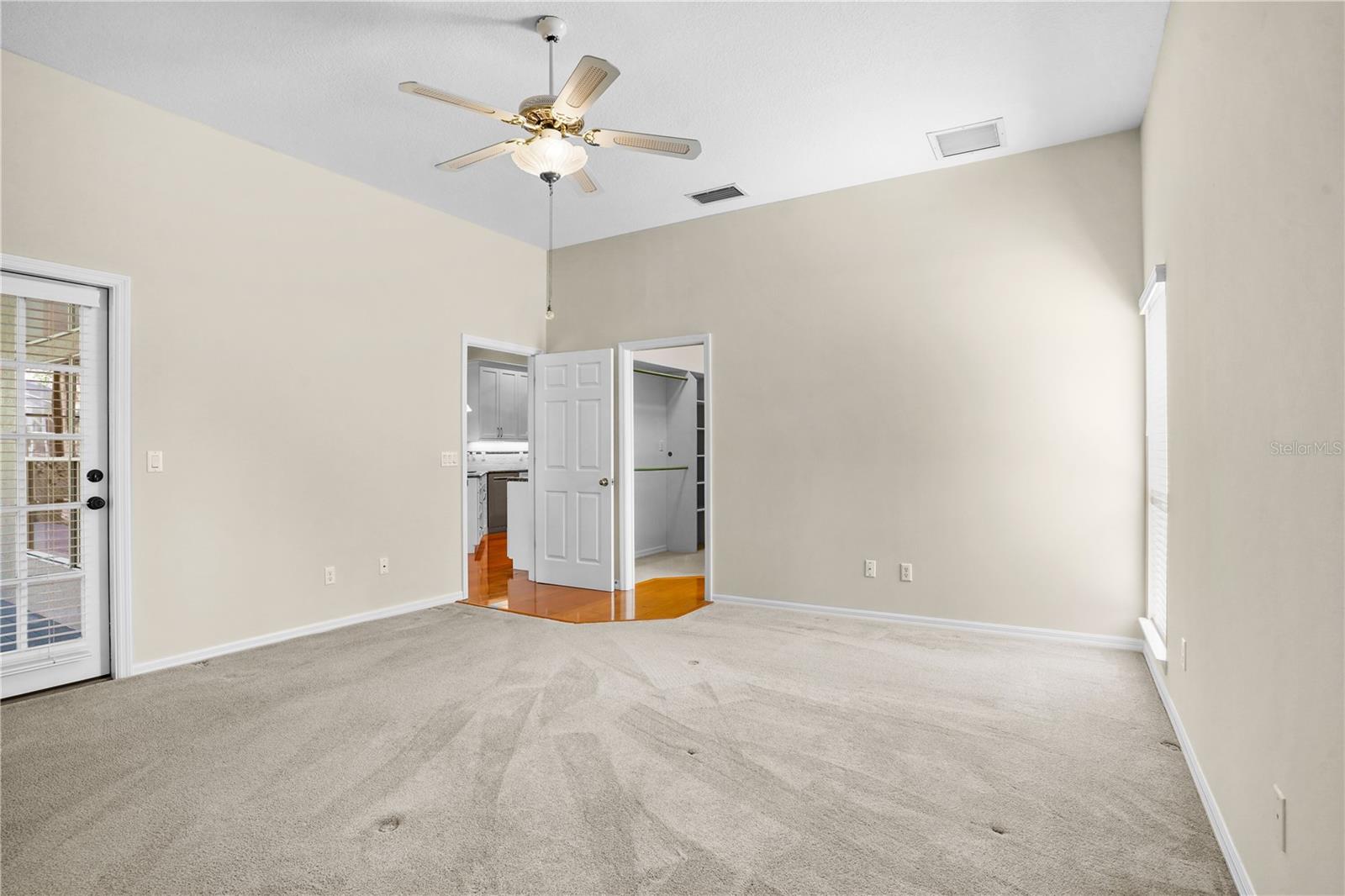 918 GOLF VALLEY DRIVE, Apopka, FL 32712