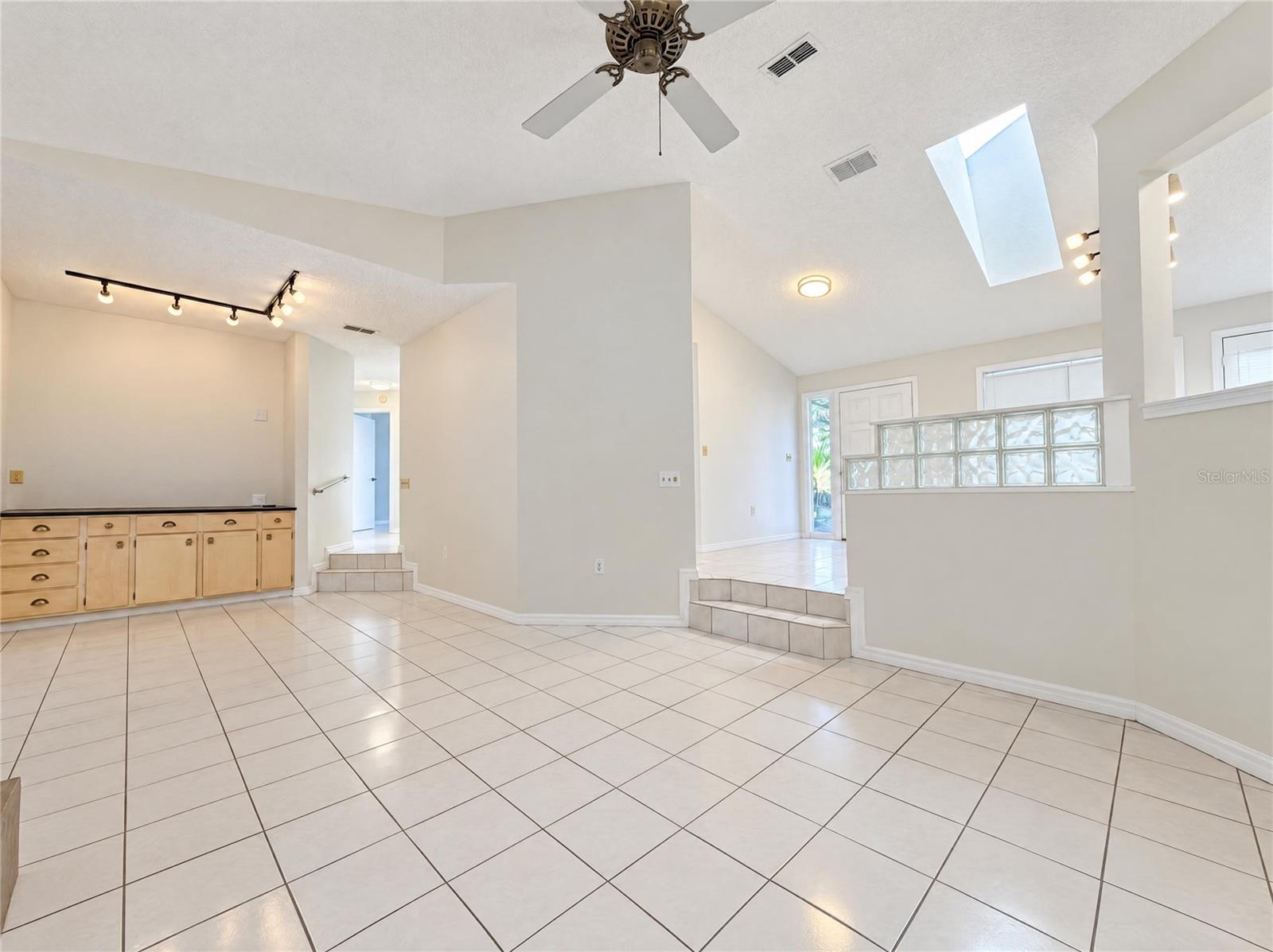 5201 EAGLE ISLAND DRIVE, Land O Lakes, FL 34639
