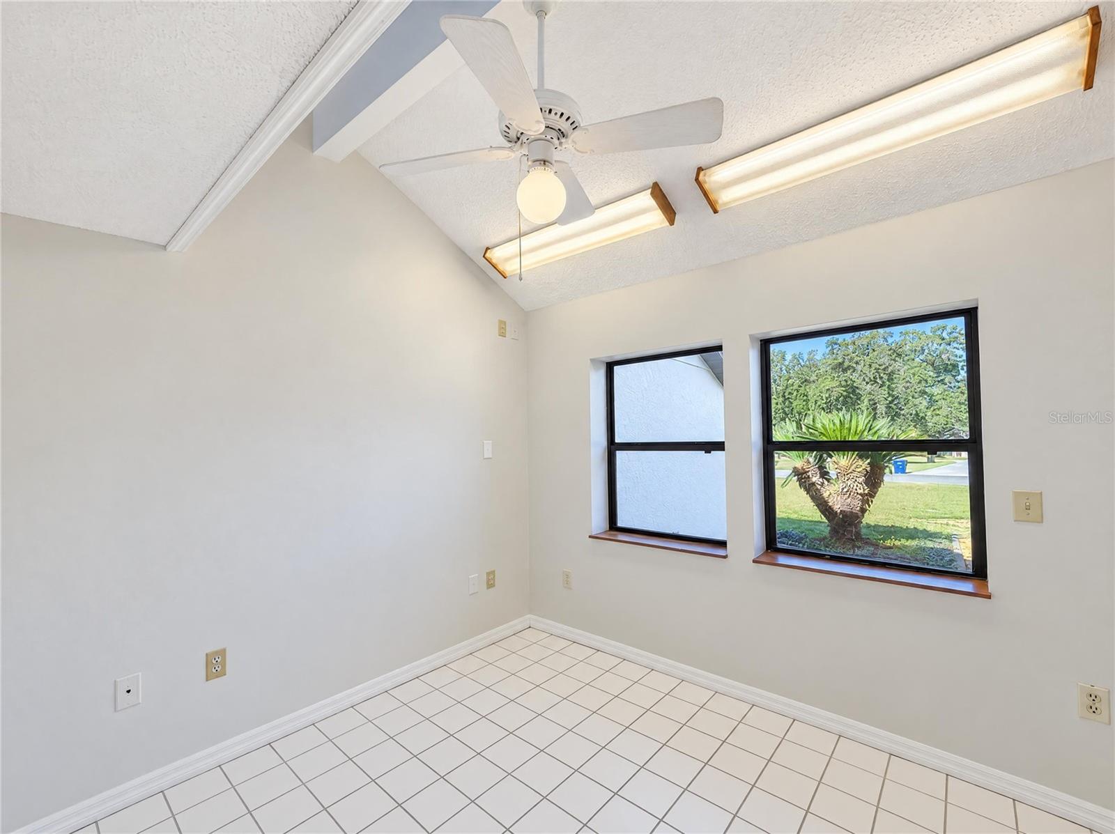 5201 EAGLE ISLAND DRIVE, Land O Lakes, FL 34639
