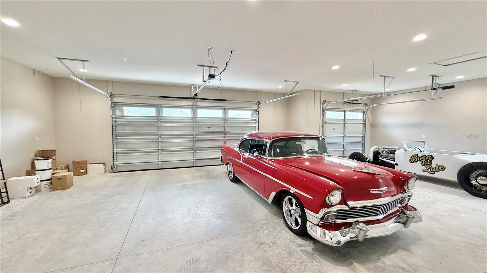 3 Car Garage