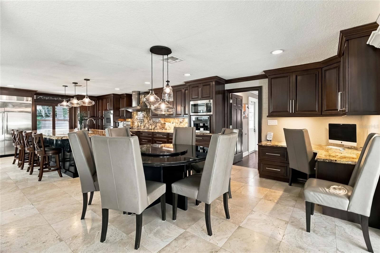 111 PINE TREE LANE, Altamonte Springs, FL 32714