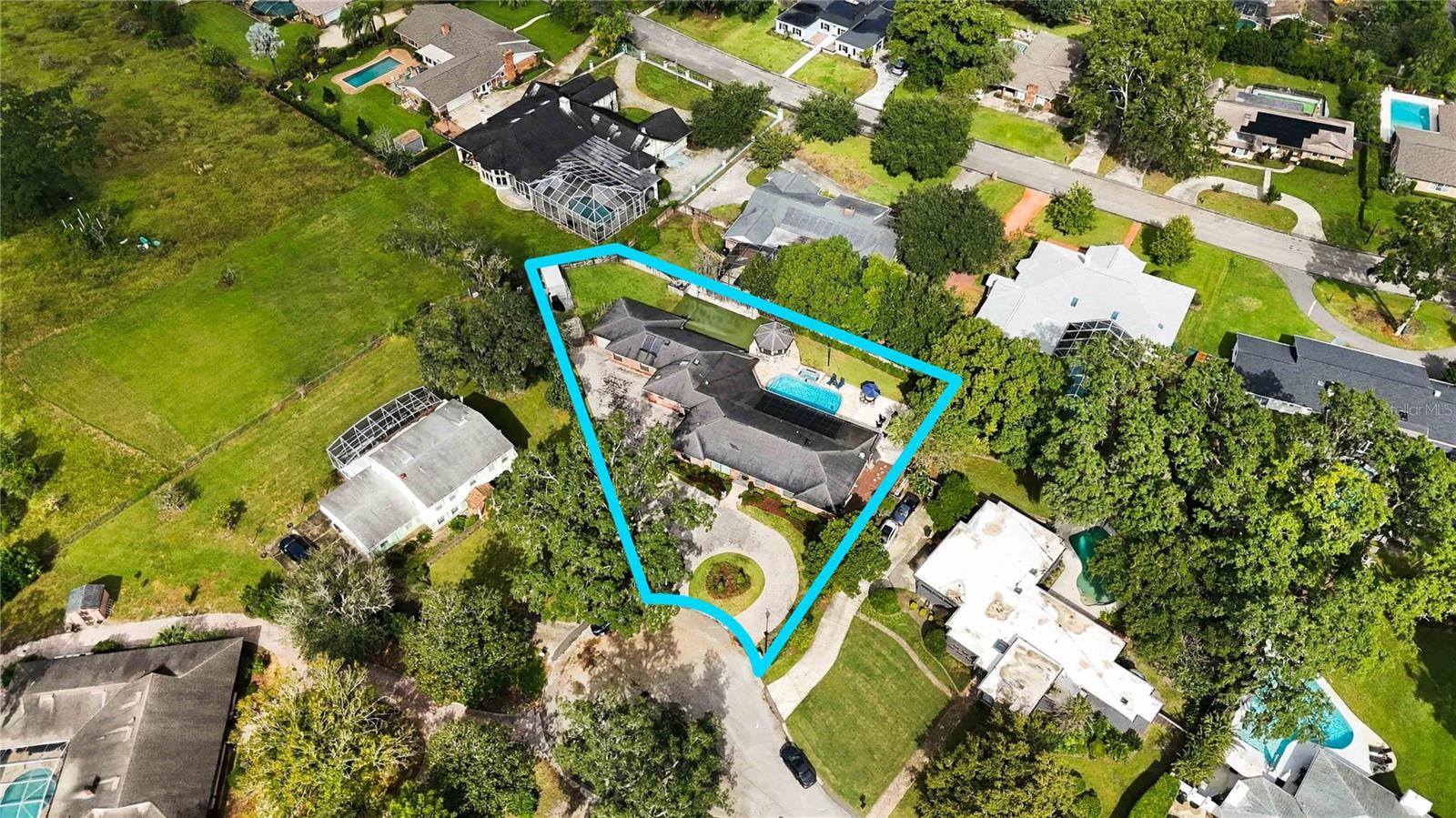 111 PINE TREE LANE, Altamonte Springs, FL 32714