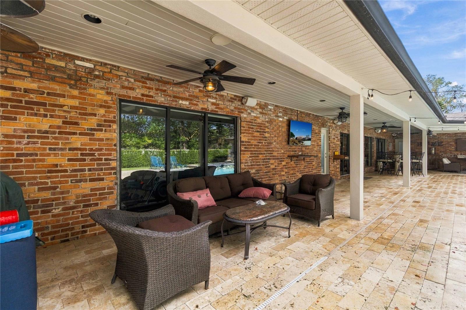 111 PINE TREE LANE, Altamonte Springs, FL 32714