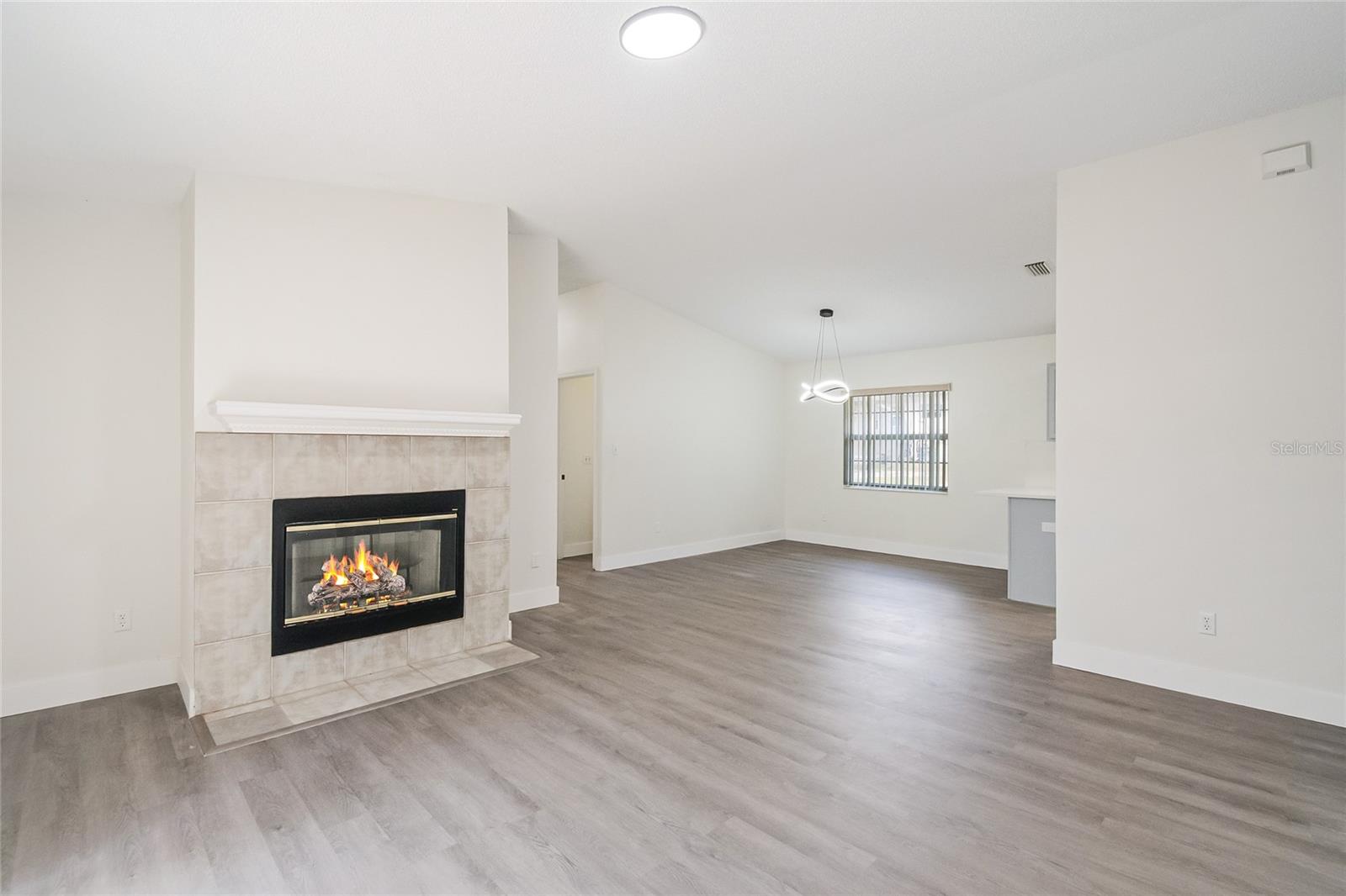 109 N FAULKNER AVENUE, Leesburg, FL 34748
