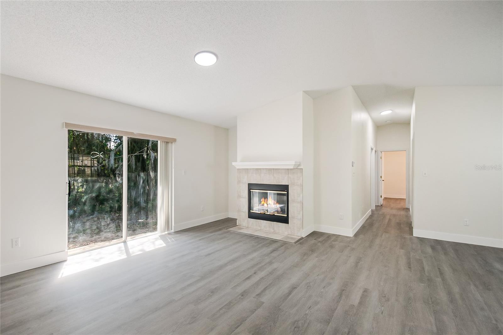 109 N FAULKNER AVENUE, Leesburg, FL 34748