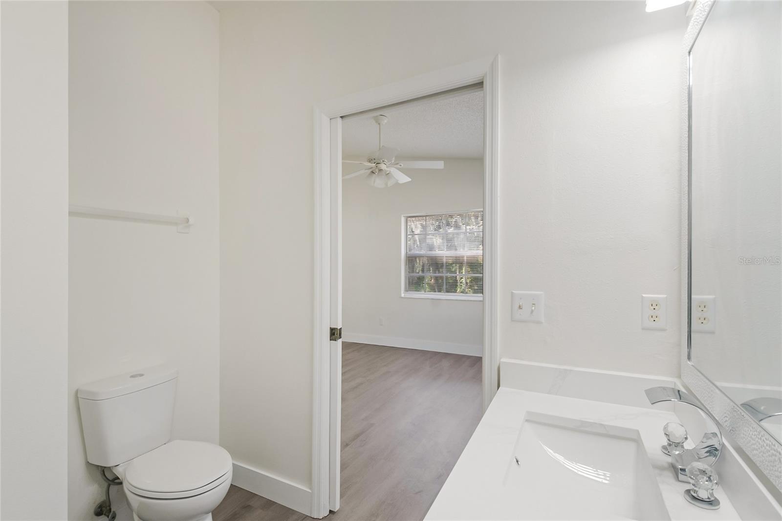 109 N FAULKNER AVENUE, Leesburg, FL 34748