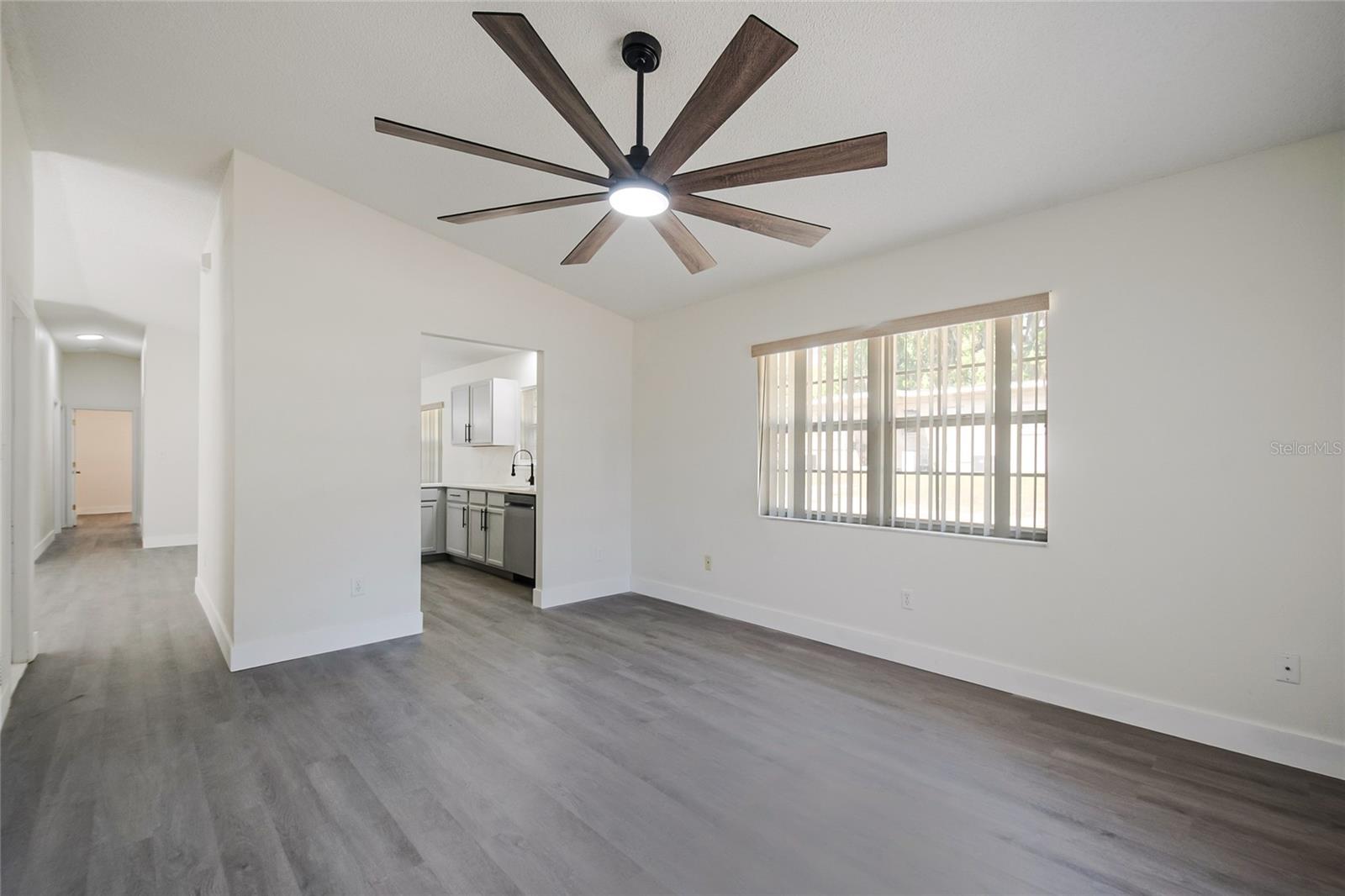 109 N FAULKNER AVENUE, Leesburg, FL 34748