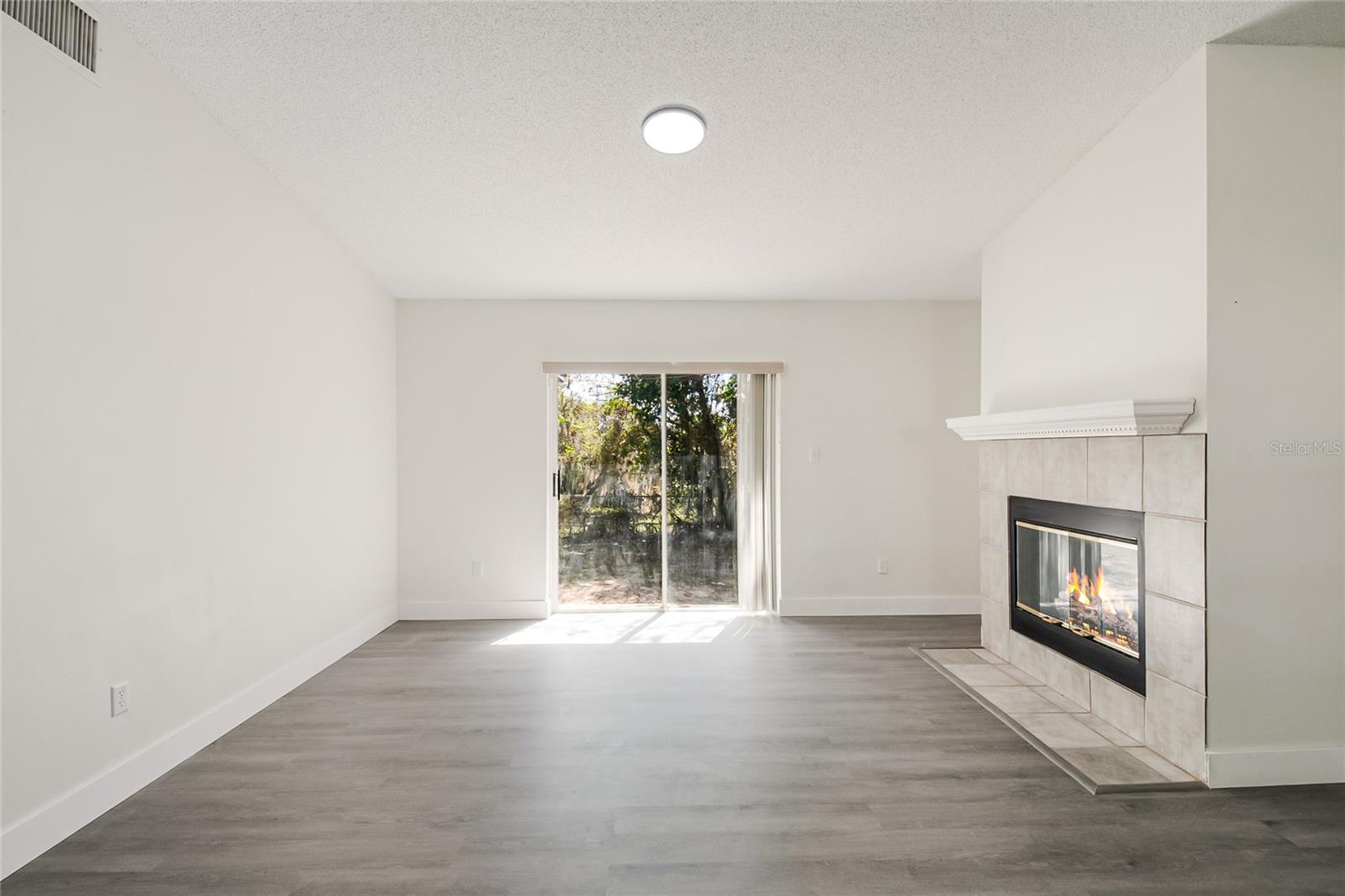 109 N FAULKNER AVENUE, Leesburg, FL 34748