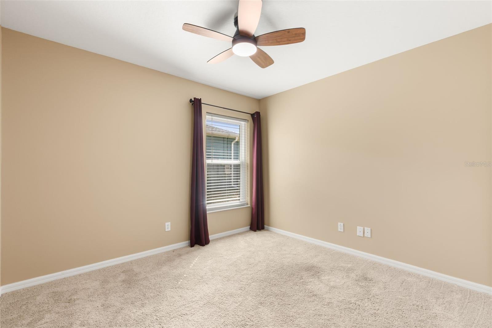 4991 PORTSMOUTH STREET, Tavares, FL 32778