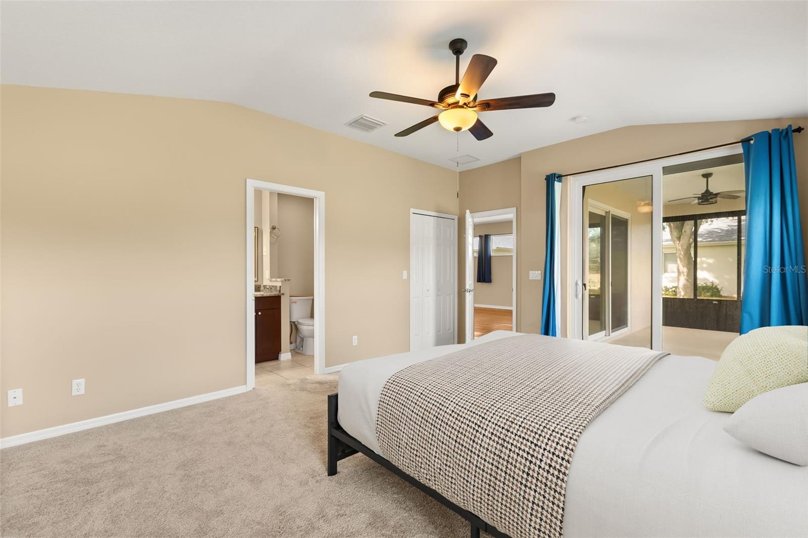 4991 PORTSMOUTH STREET, Tavares, FL 32778