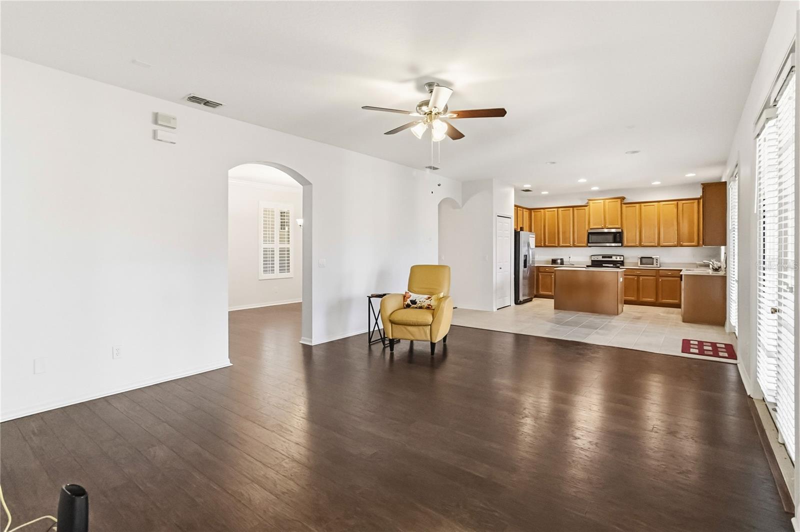 11827 SHELTERING PINE DRIVE, Orlando, FL 32836