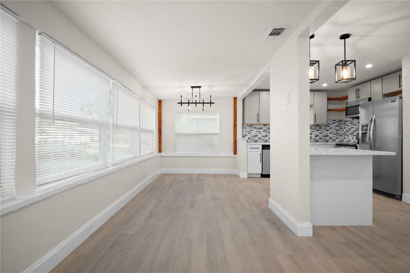 3445 40TH STREET N, St Petersburg, FL 33713