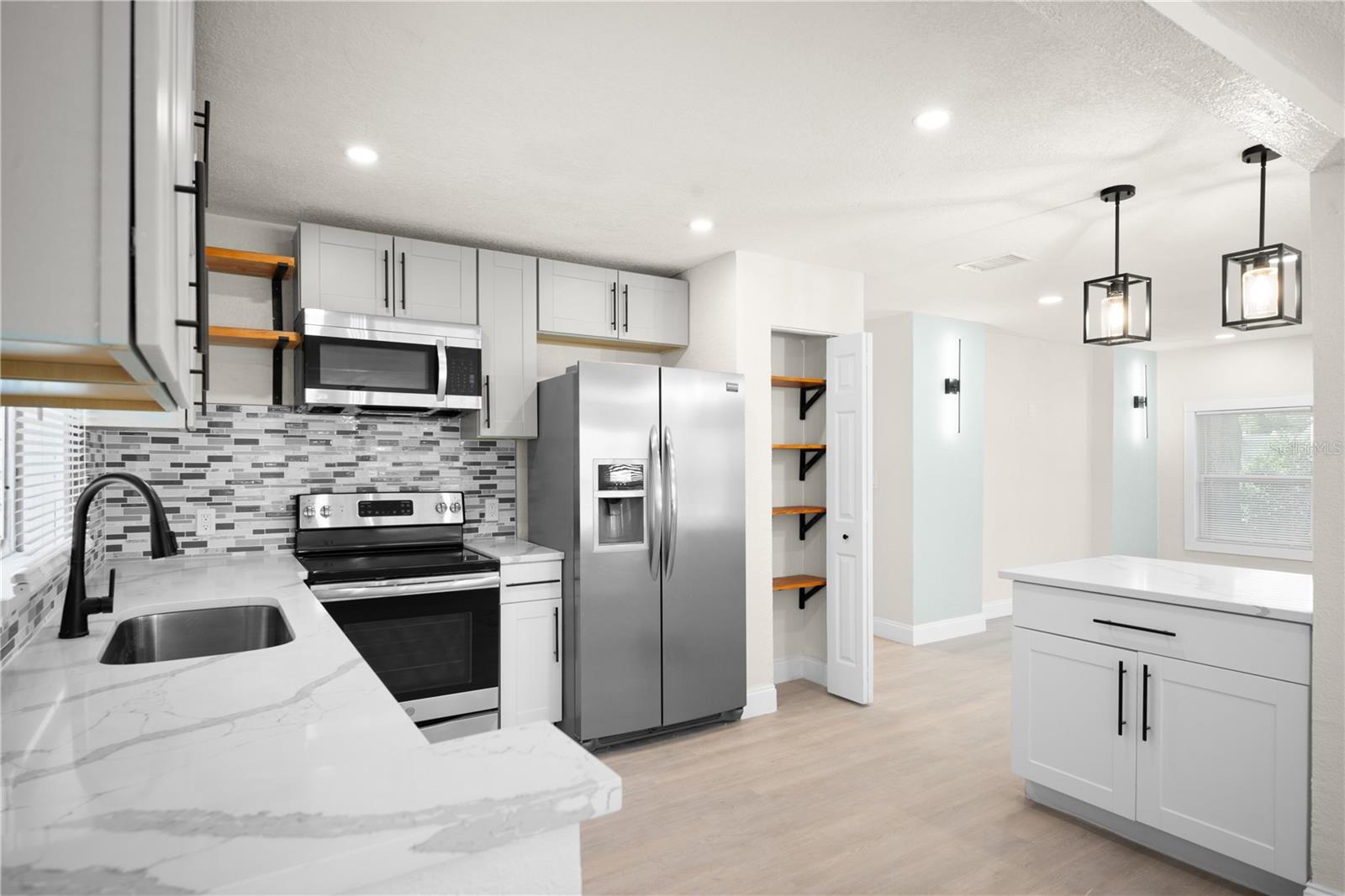3445 40TH STREET N, St Petersburg, FL 33713