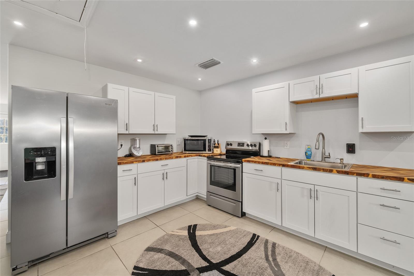 10310 GOPHER ROAD, Howey In The Hills, FL 34737