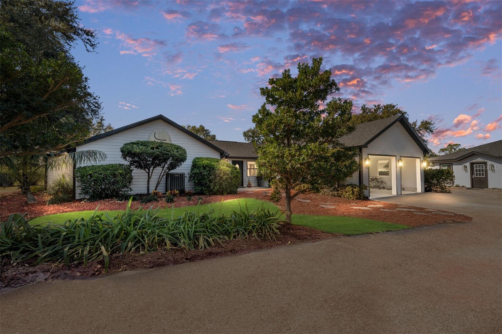 10310 GOPHER ROAD, Howey In The Hills, FL 34737
